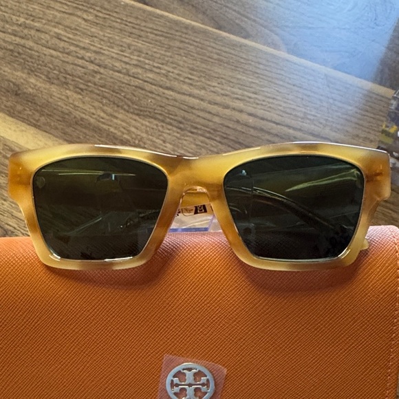 Tory Burch Amber Sunglasses - Picture 1 of 7